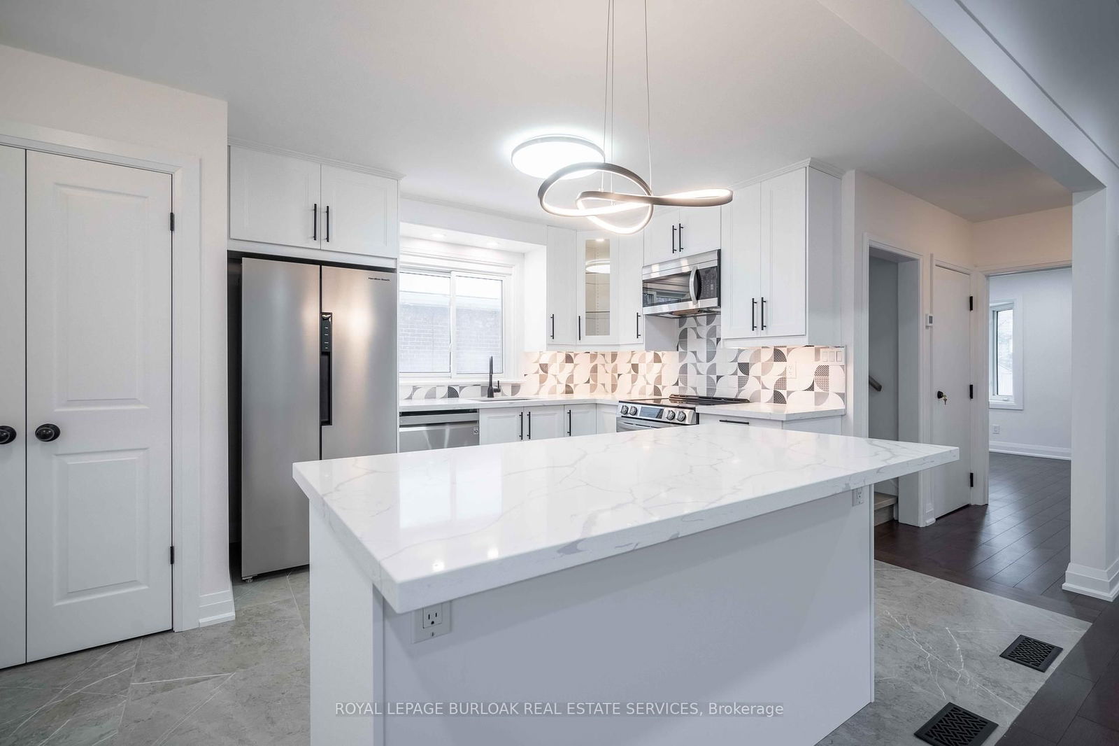 Detached House leased at Upper-356 East 17th Street, Hamilton, Hill Park, L9A 4N2 - MLS: X12065129
