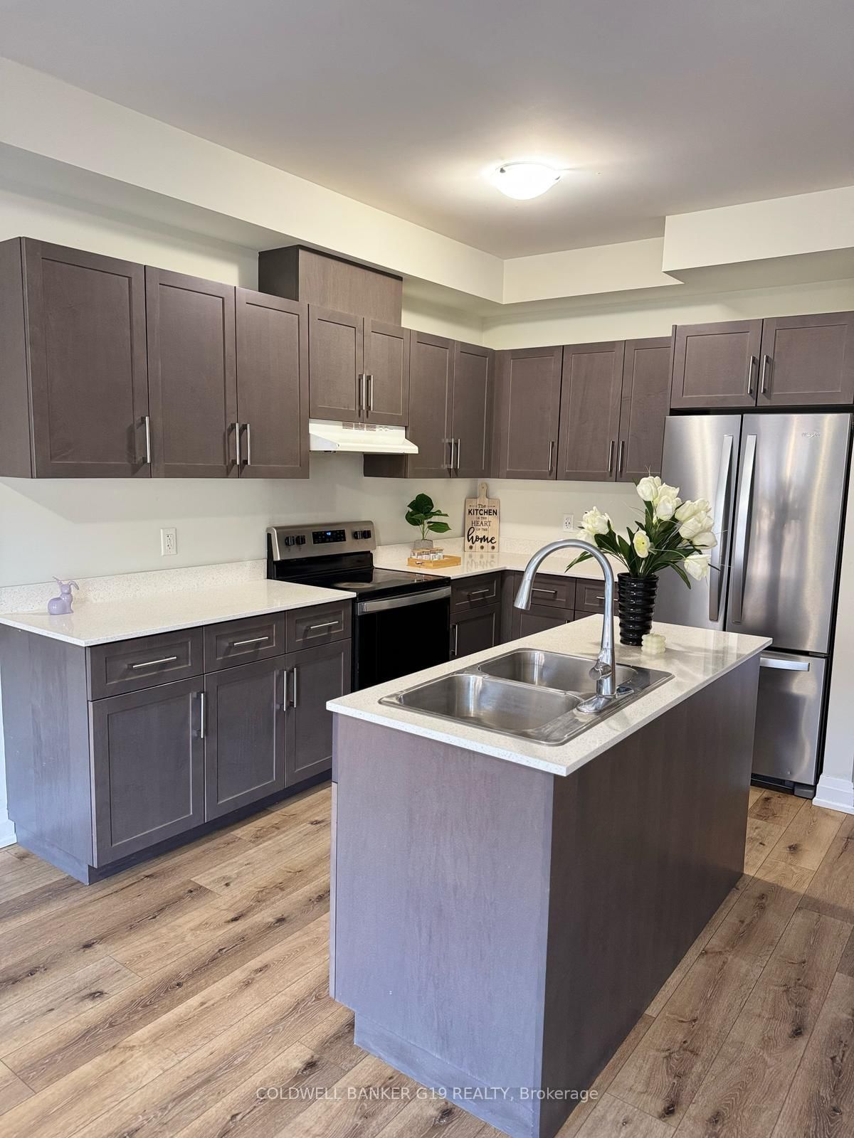 Townhouse for sale at 12 Raspberry Lane, Hamilton, Mount Hope, L0R 1W0 - MLS: X12065139