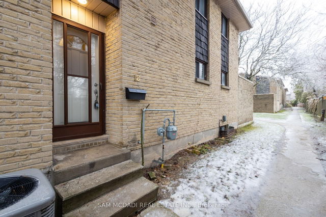 18 - 500 Southdale Road E