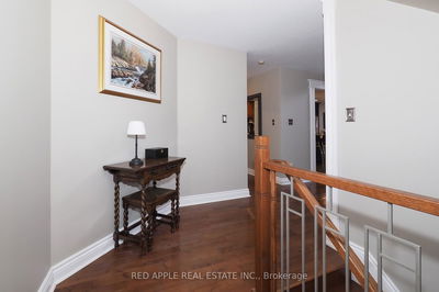 30 Candle Cres, Kitchener -  image-0-4
