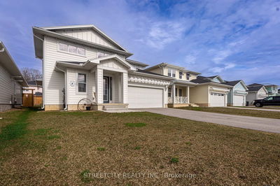 415 Breakwater Blvd, Central Elgin - Rural Central Elgin image-0-1
