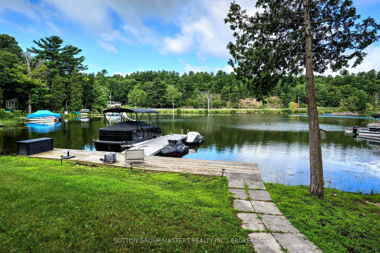 Listing Image 42