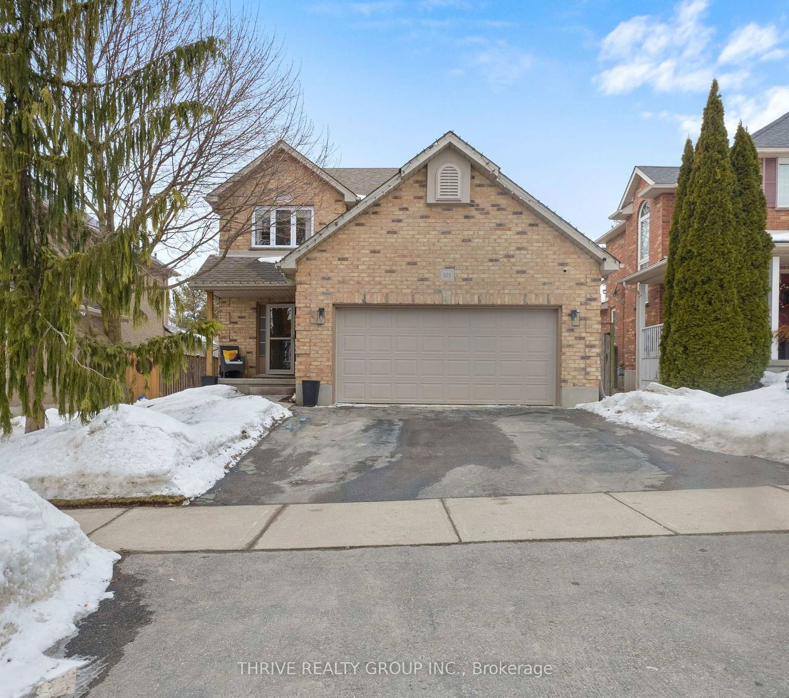 Detached House sold at 909 Cresthaven Crescent, London, South L, N6K 4W1 - MLS: X12065983