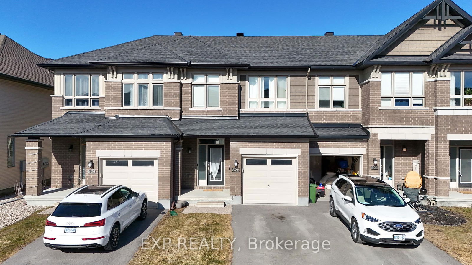 Townhouse sold at 522 Triangle Street, Ottawa, Kanata - Emerald Meadows/Trailwest, K2V 0M9 - MLS: X12066092
