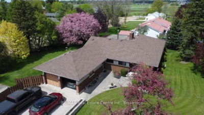 11 Lloyd St, North Huron - Wingham
