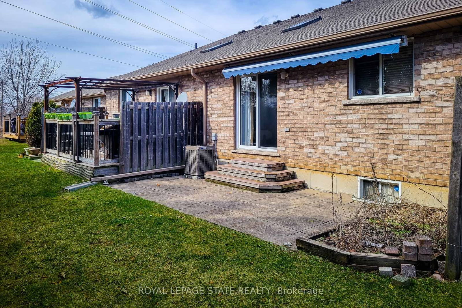 Listing Image 3