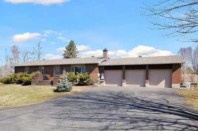 2313 Edward Kidd Cres, North Gower - North Gower