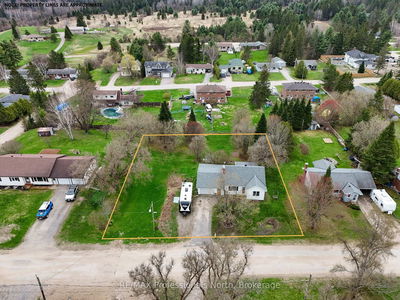 478 High St, Burk's Falls - Burk's Falls image-0-4