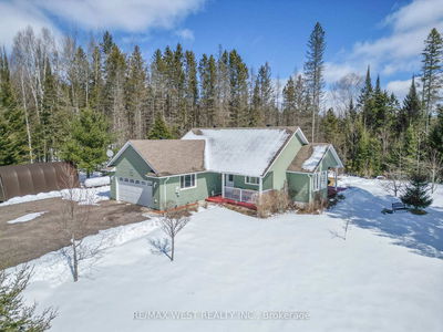 220 Hummel Line, Powassan - Trout Creek