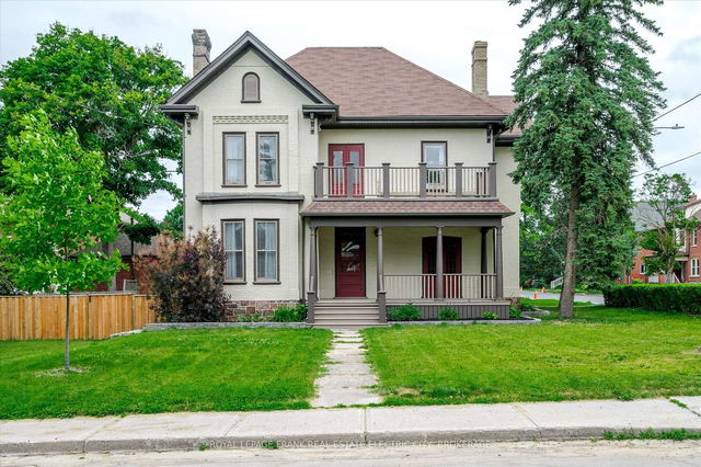 452 Hunter Street