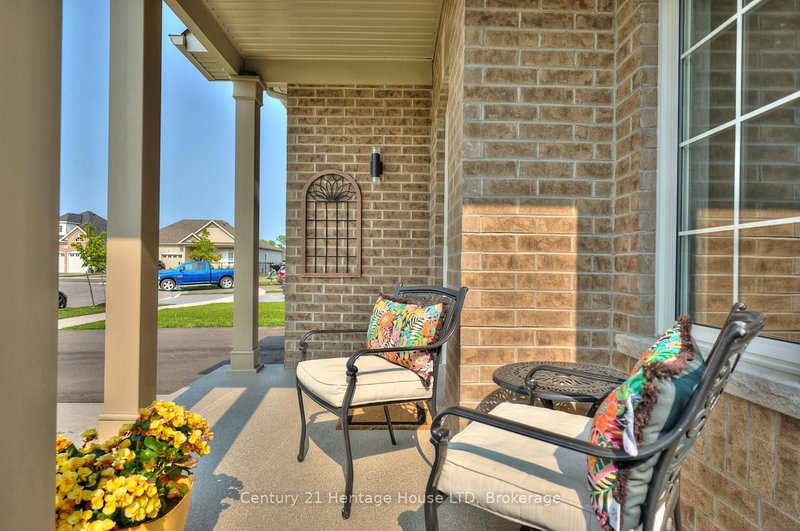 394 Hummel Cres, Fort Erie, L2A 0E8 | Image 3