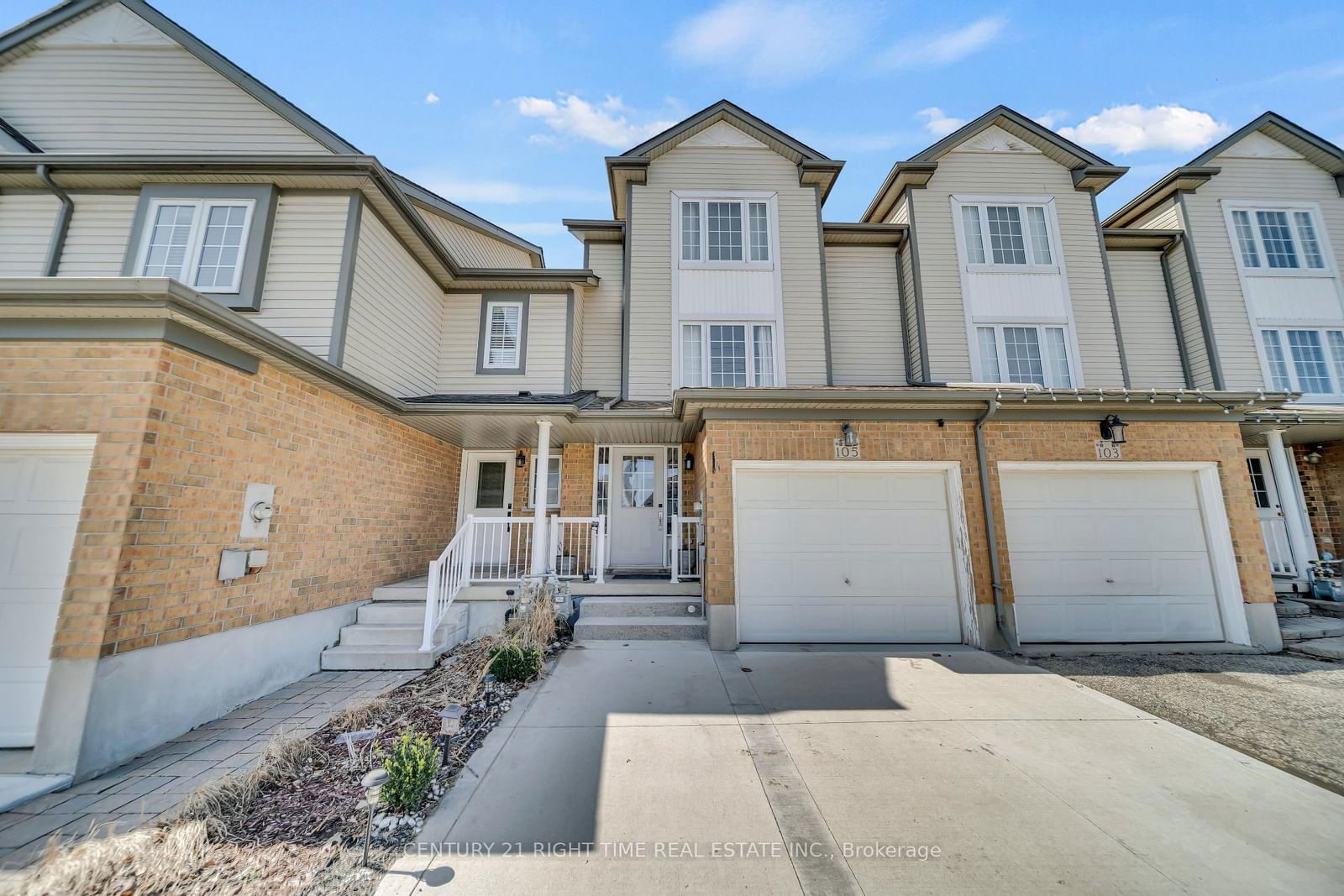 Townhouse sold at 105 Max Becker Drive, Kitchener, N2E 3W2 - MLS: X12067075
