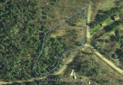 000 Wiltom Dr, Barry's Bay - Madawaska Valley