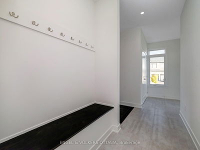 330 MONTICELLO Ave, Stittsville - Kanata - Emerald Meadows/Trailwest image-0-3
