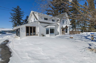 5348 Dunning Rd, Navan - Vars & Area