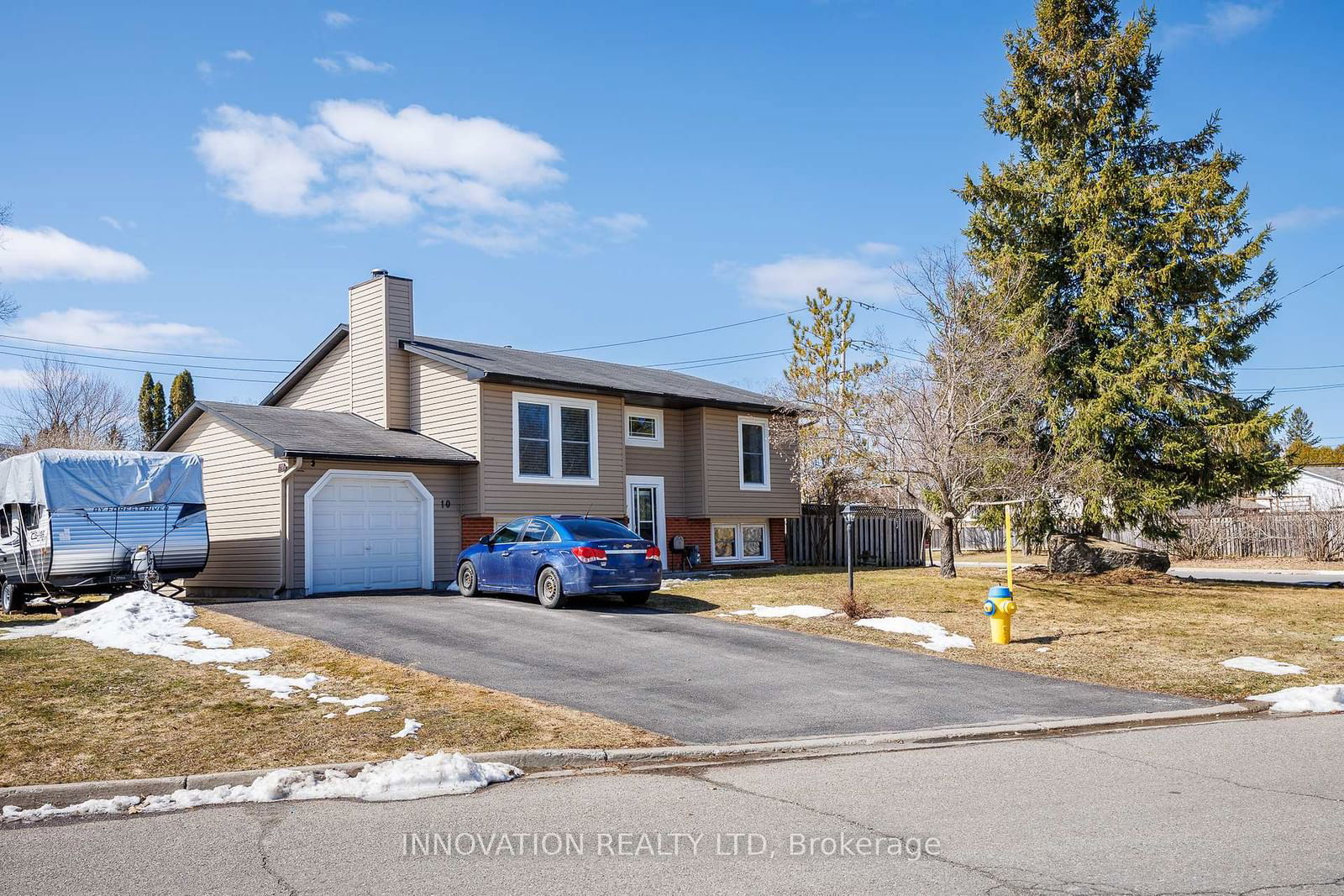 Detached House sold at 10 Julian Street, Carleton Place, Carleton Place, K7C 3W8 - MLS: X12068270