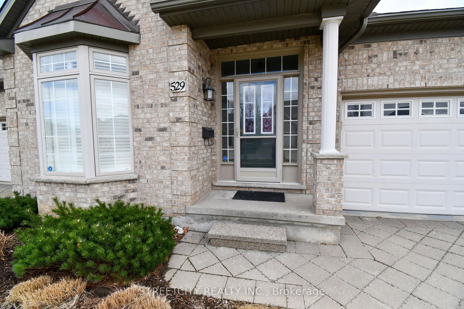 Listing Image 3
