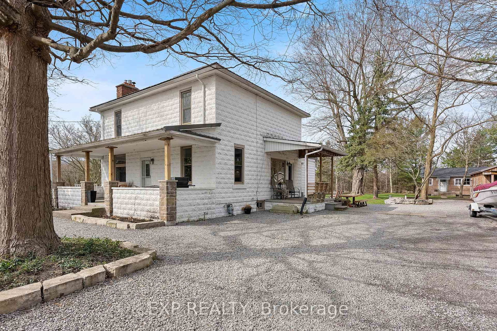 Detached House for sale at 621 Rosehill Road, Fort Erie, Crescent Park, L2A 5M4 - MLS: X12068795
