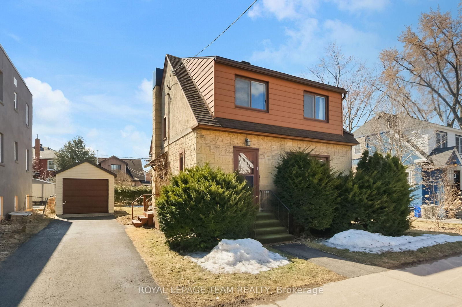 Detached House sold at 6 King George Street, Ottawa, Overbrook, K1K 1V8 - MLS: X12068823