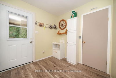 628 Goldfinch Way, Stonecliffe - Head Twp image-0-1