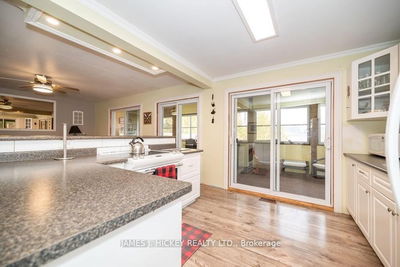 628 Goldfinch Way, Stonecliffe - Head Twp image-0-3