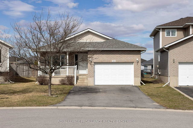 166 Macdougall Drive