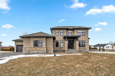 6488 Prince Of Wales Dr, North Gower - North Gower