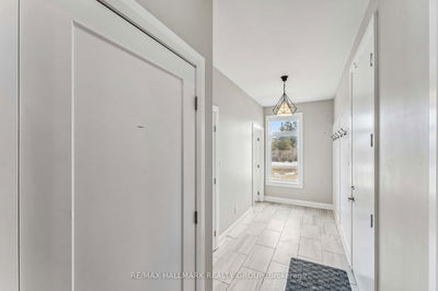 6488 Prince Of Wales Dr, North Gower - North Gower image-0-2
