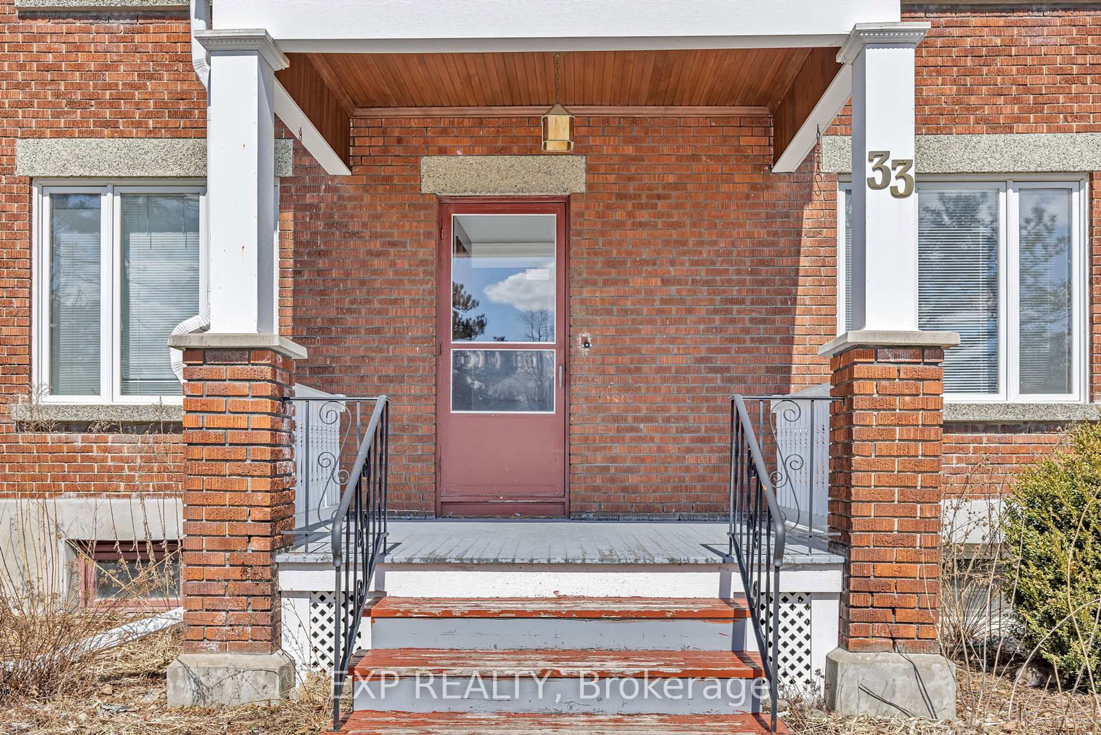 Listing Image 3