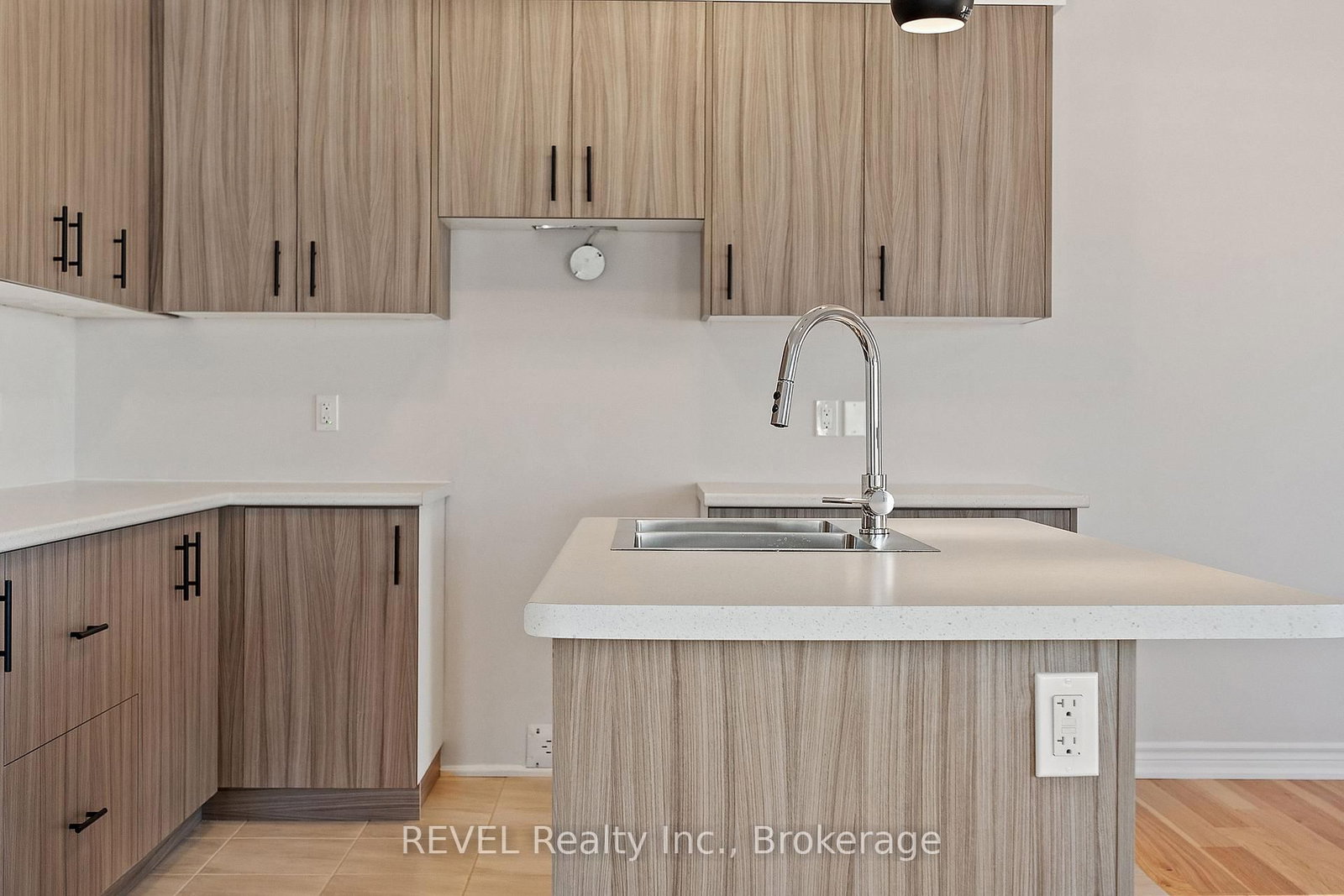 369 Gordon Avenue N - Photo 11