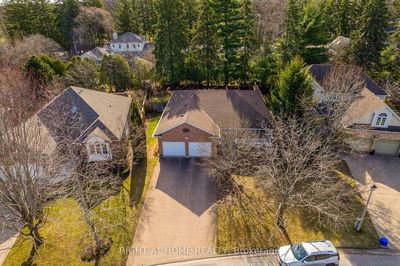 26 Park Crt, Niagara-on-the-Lake - Town