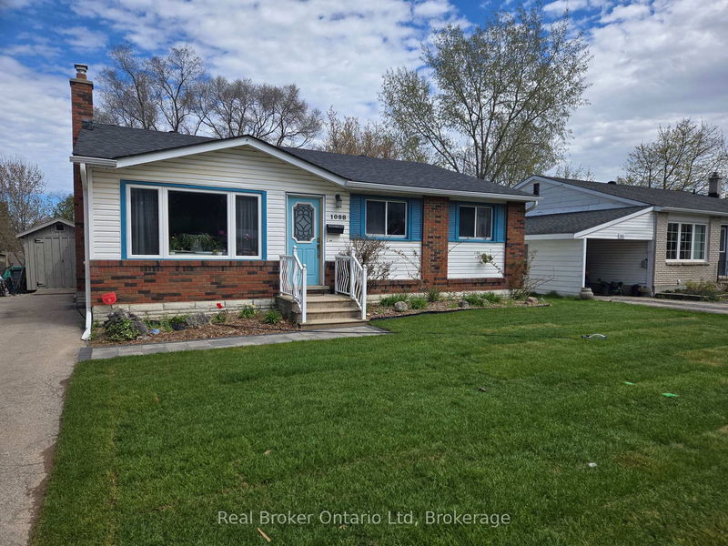 1088 10th St, Owen Sound - Owen Sound image-0-0