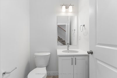 205 Superior Dr, Loyalist - Amherstview image-0-3
