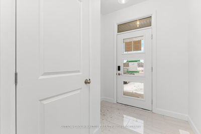 226 Dr Richard James Cres, Loyalist - Amherstview image-0-1