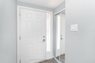 Unit 42 — 11 Harrisford St, Hamilton - Red Hill image-0-4