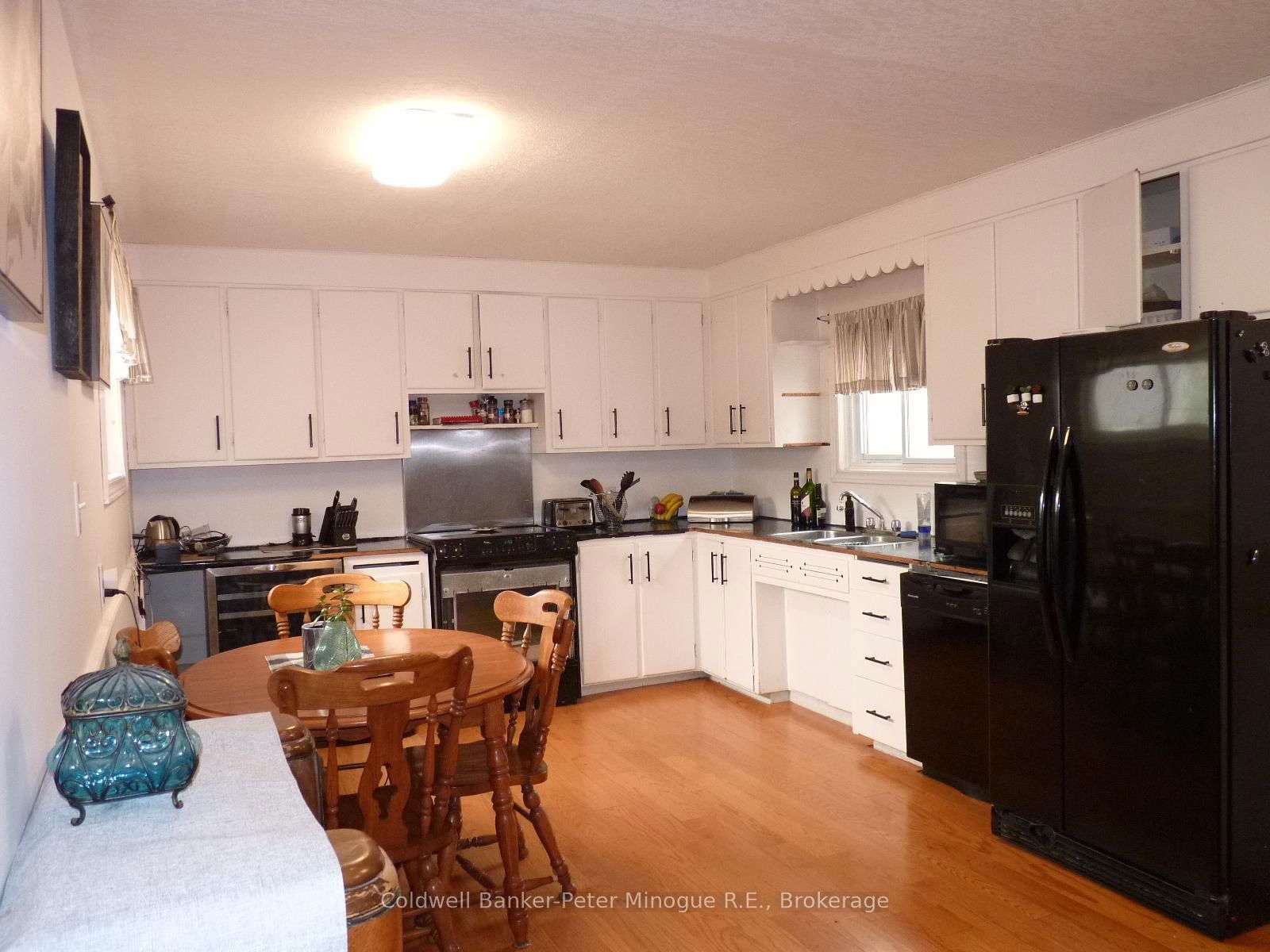 Detached House for sale at 2452 Queensway Road, North Bay, Birchaven, P1B 7Z9 - MLS: X12071423