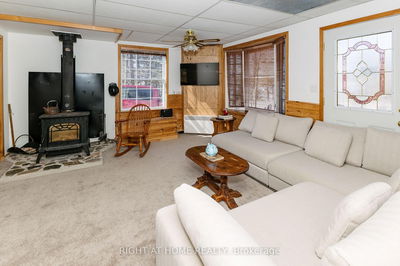 16366 Hwy 35, Algonquin Highlands - Stanhope image-0-4