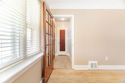 102 East 26th St, Hamilton - Eastmount image-0-4