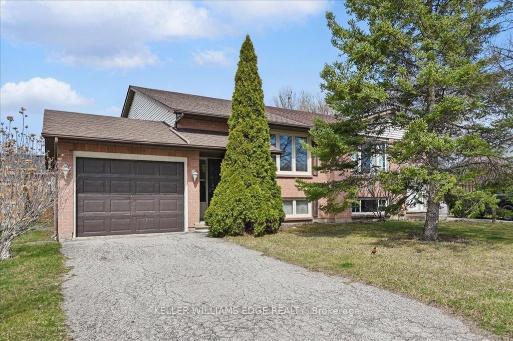Semi-Detached House sold at 4927 Hickory Lane, Lincoln, Beamsville, L3J 0C3 - MLS: X12071587