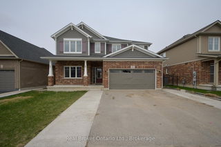 85 Roselawn Crescent
