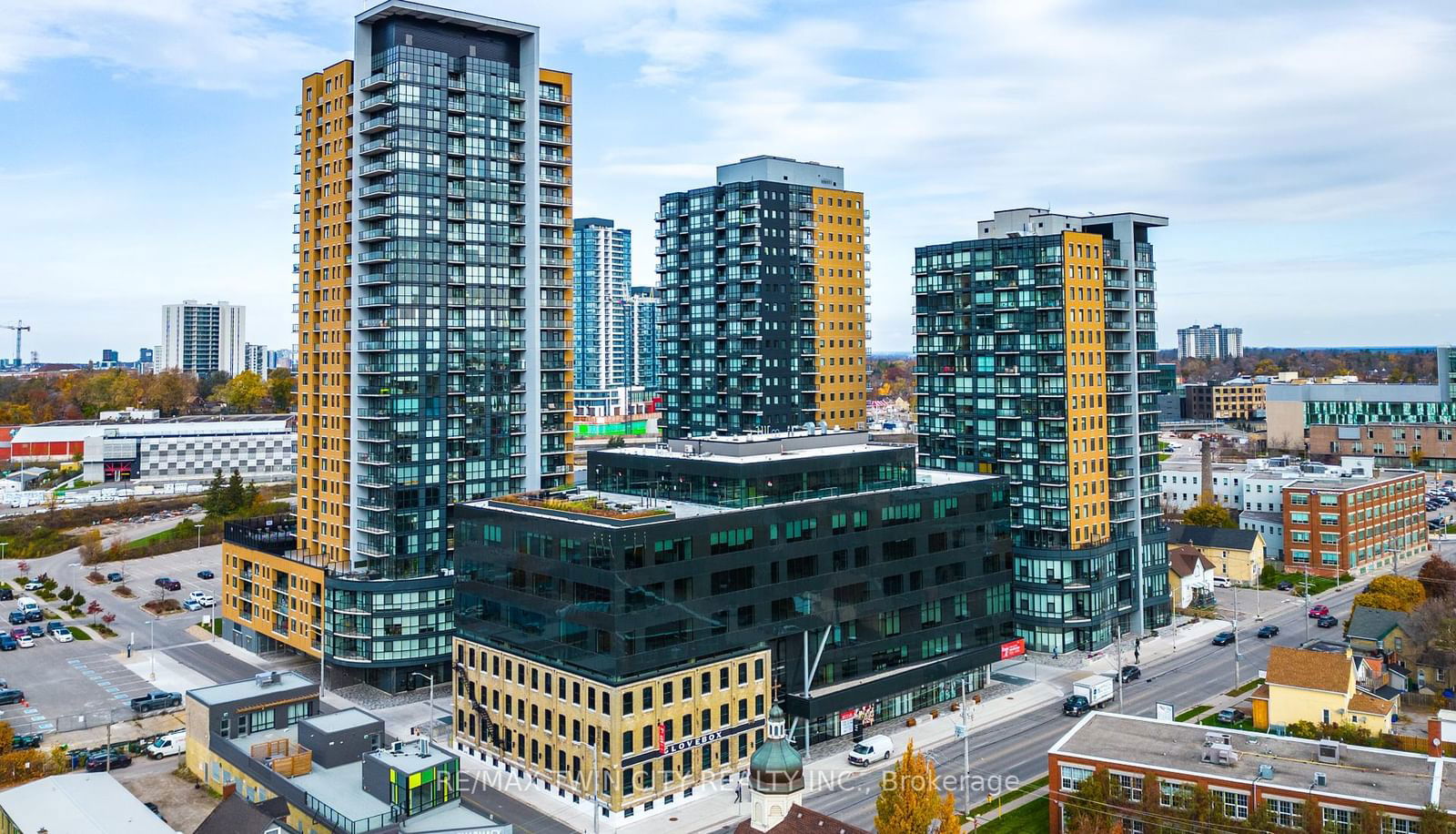 Condo sold at 810-108 Garment Street, Kitchener, N2G 0E2 - MLS: X12071906