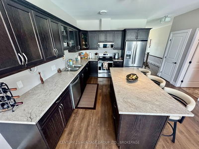 202 Sorbie Cres, Loyalist - Amherstview image-0-3