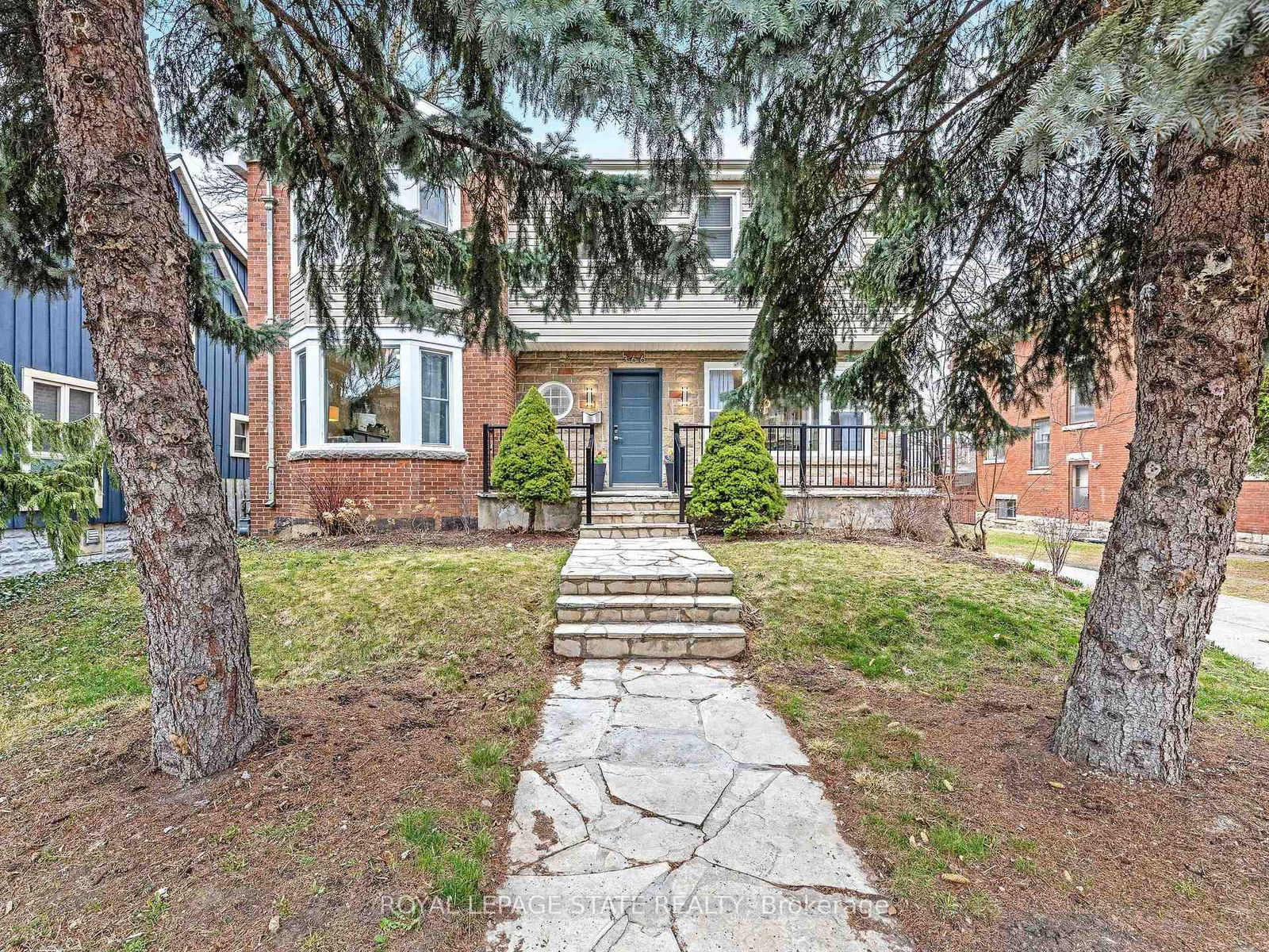 Detached House sold at 366 Aberdeen Avenue, Hamilton, Kirkendall, L8P 2R5 - MLS: X12072153