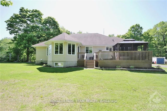 988 River Road