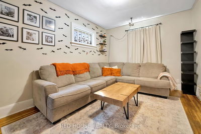 531 Mcewan Ave, Windsor -  image-0-1