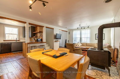 1199 Main St, Wolfe Island - The Islands image-0-3