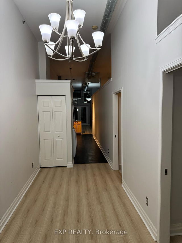 316 - 276 King Street