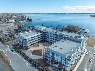 Unit 403 — 130 Water St, Gananoque - Gananoque image-0-1