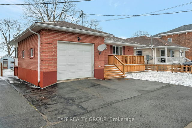 16 Maple Avenue