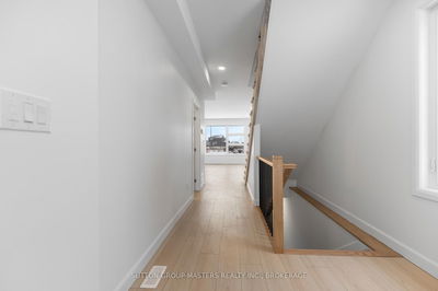 201 Superior Dr, Loyalist - Amherstview image-0-4